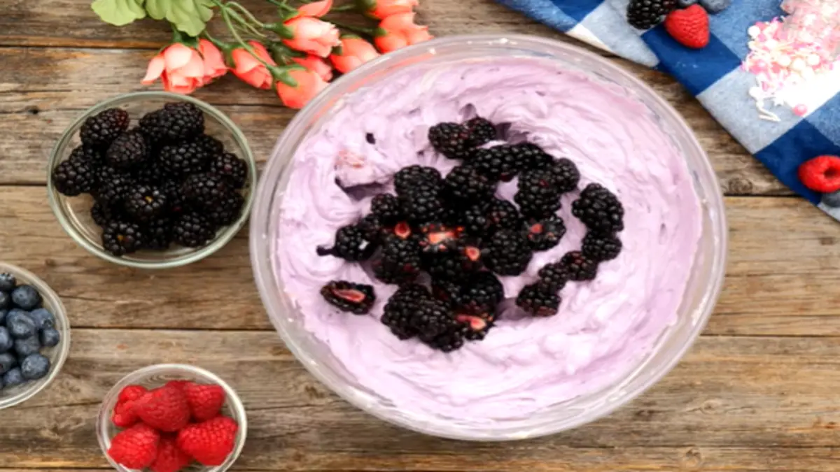 NoBake-Berry-Cheesecake