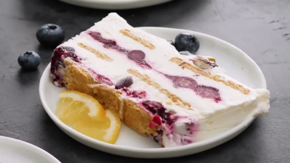 Blueberry Cheesecake Icebox Cake